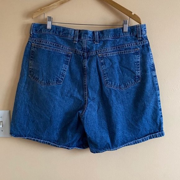 Vintage 90's Eddie Bauer High Waisted Relaxed Fit Denim Mom Shorts Size 18 - Picture 4 of 5